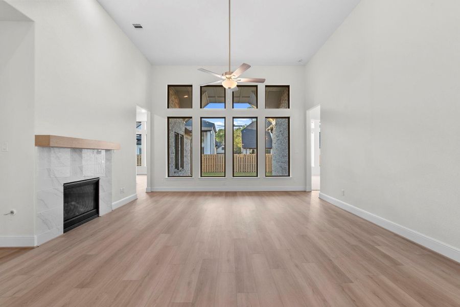 Spacious, unfurnished interior of a new home in Colton, Montgomery (Image 24).