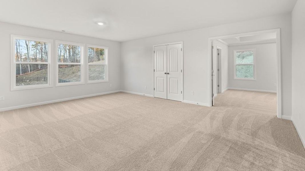Spacious, unfurnished interior of a new home in Butner Estates, South Fulton (Image 14).