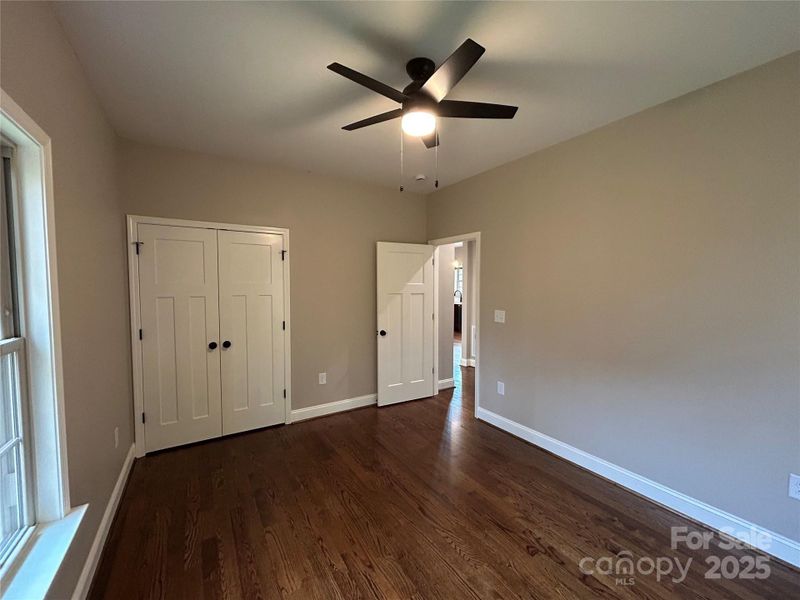 Spacious, unfurnished interior of a new home in , Newton (Image 23).