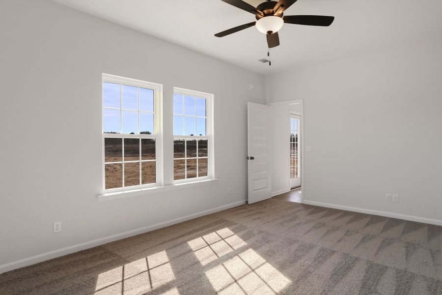 Representative unfurnished interior of a home built from the The Powell by RTS Homes in The Village at Sassafras, Allenhurst (Image 15).