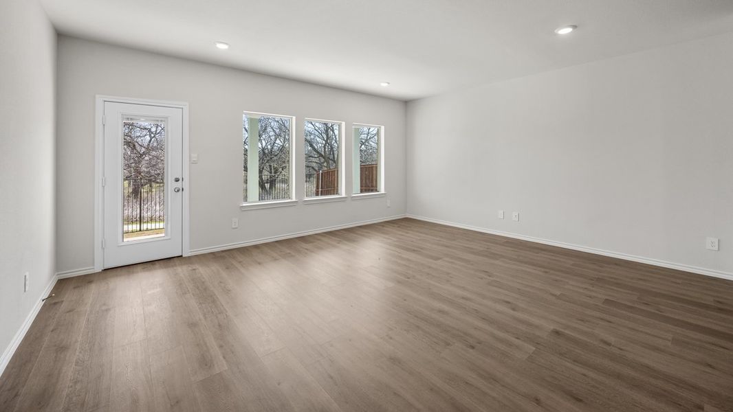 Spacious, unfurnished interior of a new home in Crane Crossing, Crandall (Image 17).