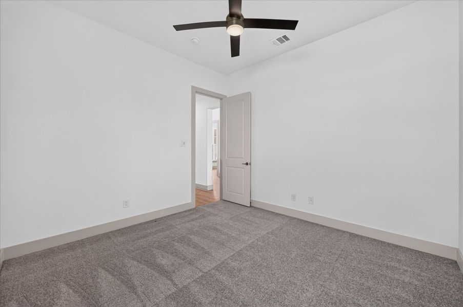 Spacious, unfurnished interior of a new home in Paloma Ranches, Justin (Image 24). Spacious, unfurnished interior of a new home in Paloma Ranches, Justin (Image 24).