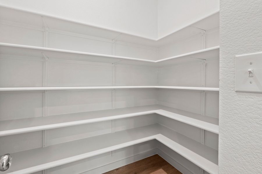 Spacious, unfurnished interior of a new home in Prairie Winds, Hutto (Image 31).