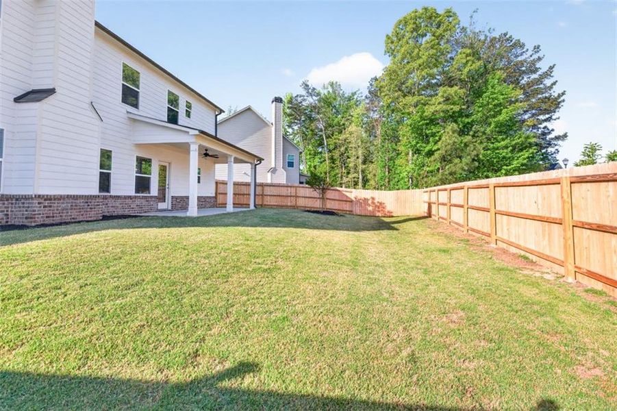 Exterior details and patio area of a home in , Auburn (Image 21).