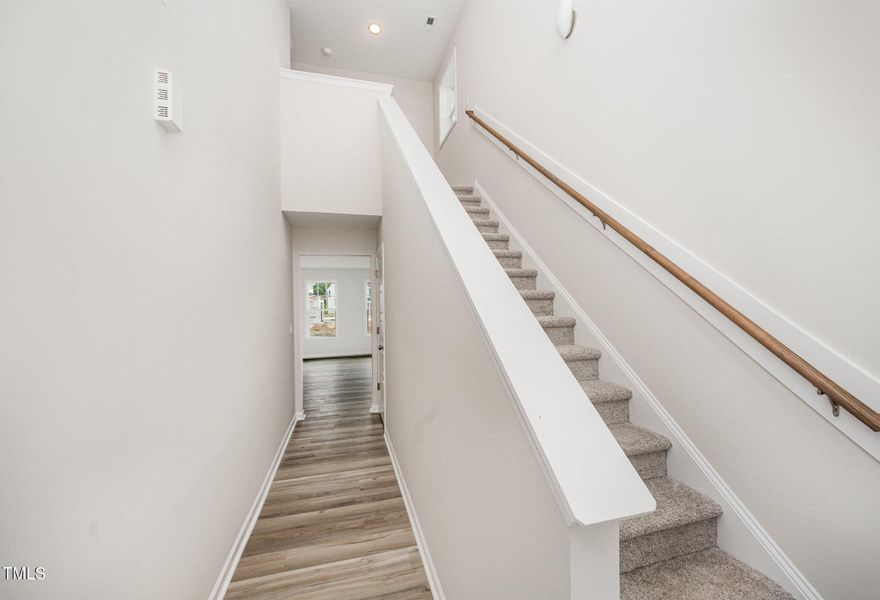 58 W Emily Gardens 7 58 W Emily Gardens 7