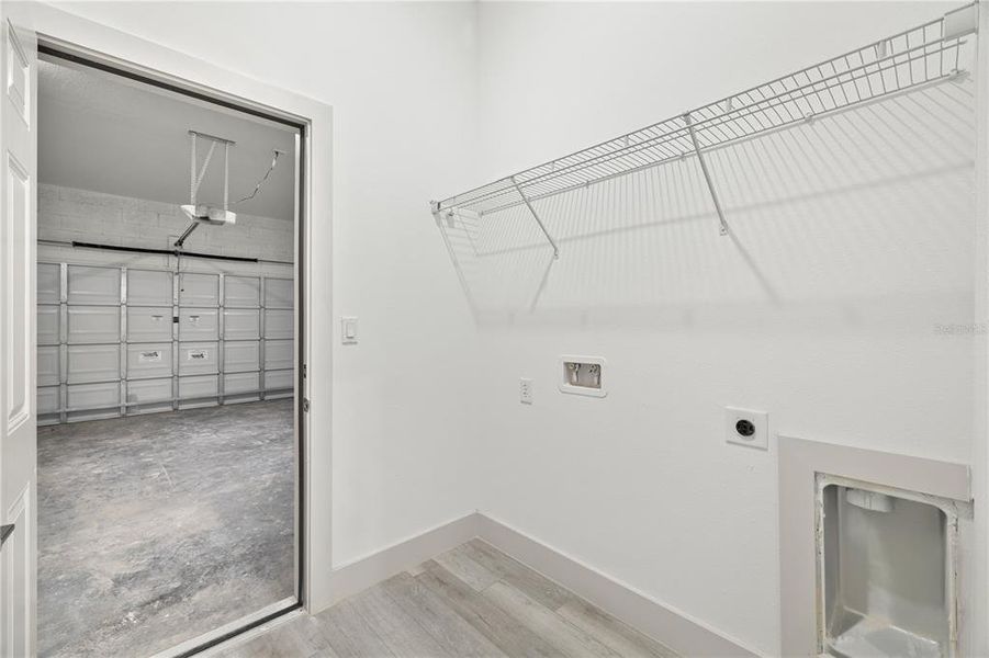 Spacious, unfurnished interior of a new home in , Port Charlotte (Image 24). Spacious, unfurnished interior of a new home in , Port Charlotte (Image 24).