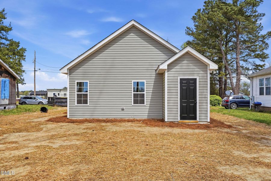 203 Booker St-129