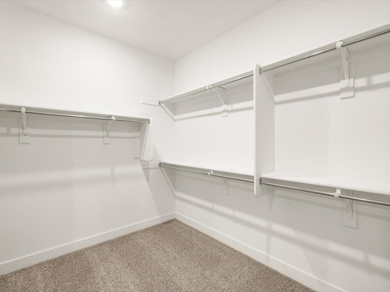 Spacious, unfurnished interior of a new home in Abel Ranch Reserve Series, Goodyear (Image 13).