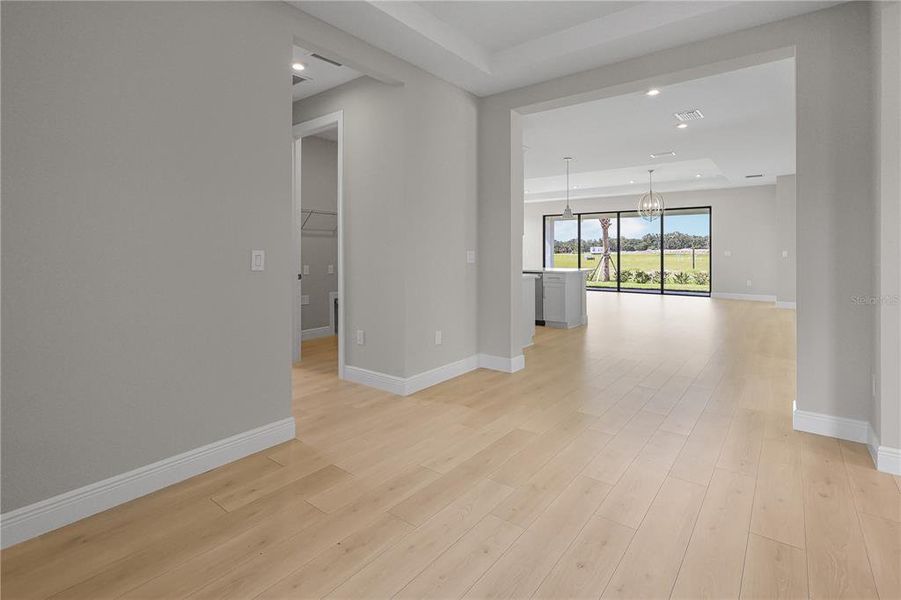 Spacious, unfurnished interior of a new home in Woodland Preserve, Parrish (Image 33).