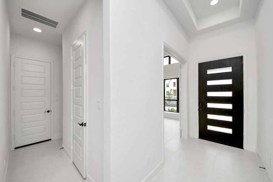 Spacious, unfurnished interior of a new home in Candela South, Richmond (Image 43).