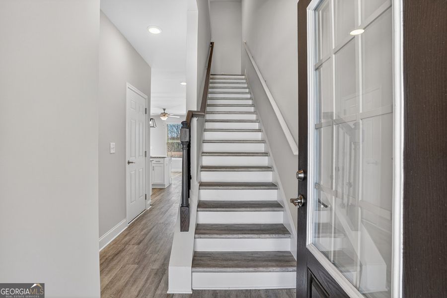 Spacious, unfurnished interior of a new home in Morning Creek Forest, South Fulton (Image 7).