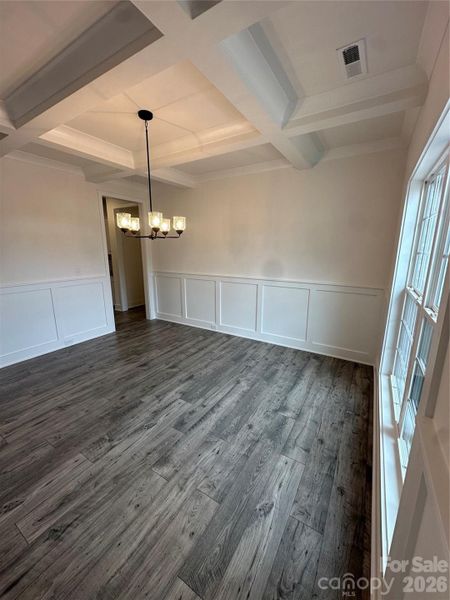 Spacious, unfurnished interior of a new home in Cardiff Glyn, Catawba (Image 7). Spacious, unfurnished interior of a new home in Cardiff Glyn, Catawba (Image 7).