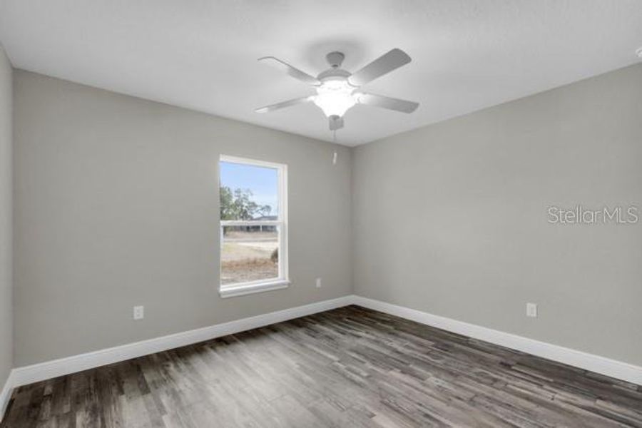 Spacious, unfurnished interior of a new home in , Ocala (Image 28).