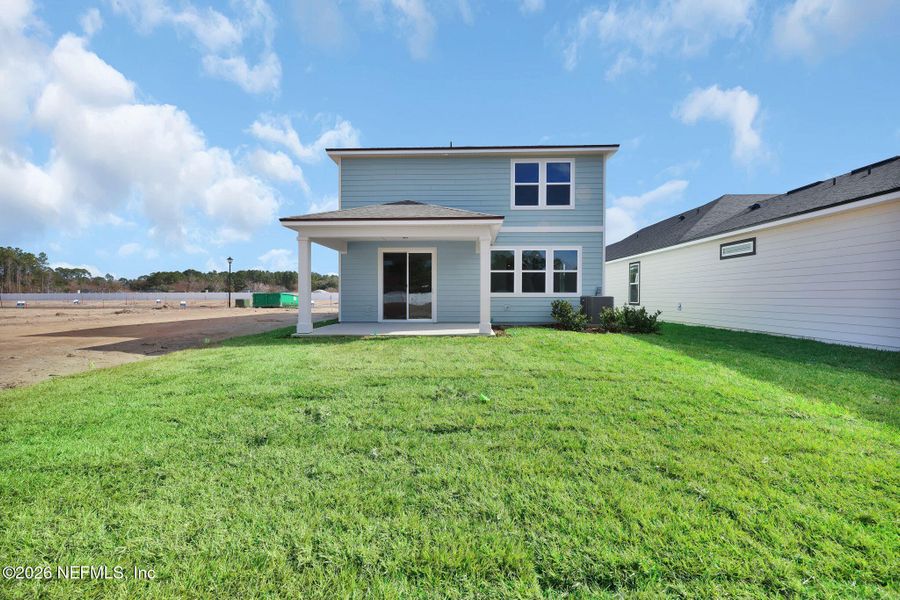 Exterior details and patio area of a home in Murray Farms, Middleburg (Image 20).