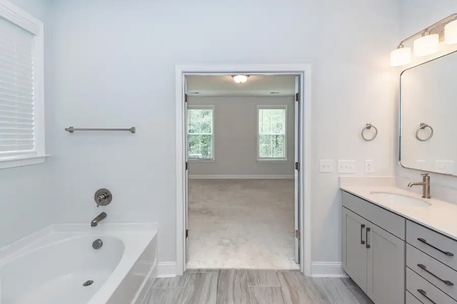 Furnished interior view inside a new home in Hampton Woods, Summerville (Image 5). Furnished interior view inside a new home in Hampton Woods, Summerville (Image 5).
