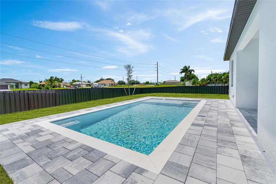 Exterior details and patio area of a home in , Cape Coral (Image 25). Exterior details and patio area of a home in , Cape Coral (Image 25).