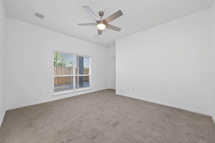 Spacious, unfurnished interior of a new home in Enclave at Willis, Willis (Image 21).