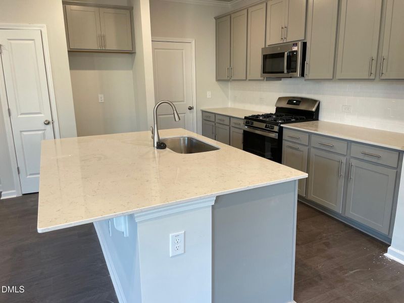 302 kitchen 302 kitchen