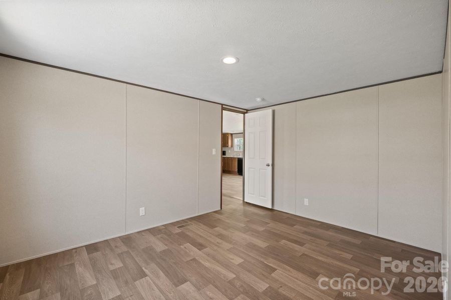 Spacious, unfurnished interior of a new home in , Old Fort (Image 21).