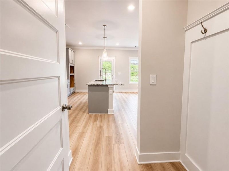 Spacious, unfurnished interior of a new home in Ponderosa Farms Estates, Gainesville (Image 32).