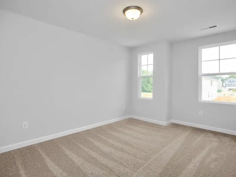 Spacious, unfurnished interior of a new home in Lake Park Villas, Wylie (Image 25).