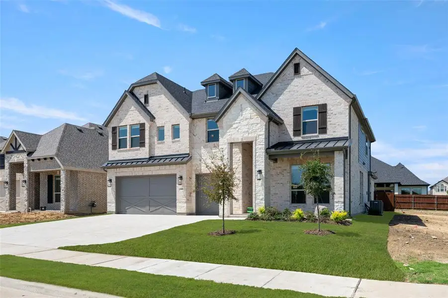 2100 Pelican- Front-2