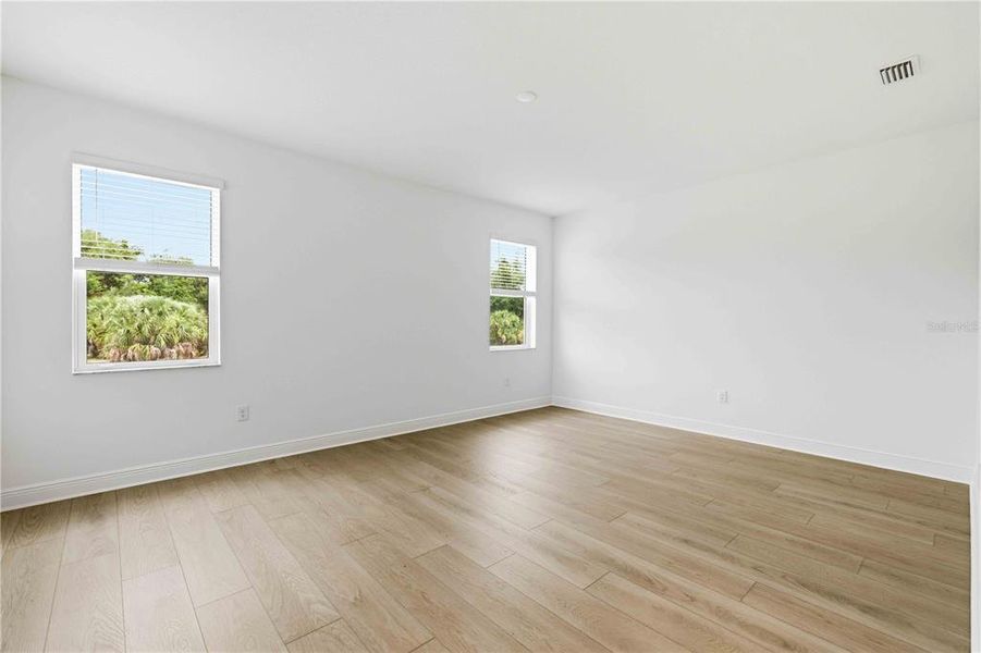 Spacious, unfurnished interior of a new home in Creeks Edge at Twin Rivers, Parrish (Image 31). Spacious, unfurnished interior of a new home in Creeks Edge at Twin Rivers, Parrish (Image 31).
