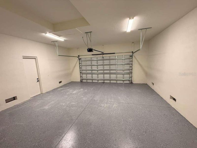 Spacious, unfurnished interior of a new home in , Port Charlotte (Image 42). Spacious, unfurnished interior of a new home in , Port Charlotte (Image 42).