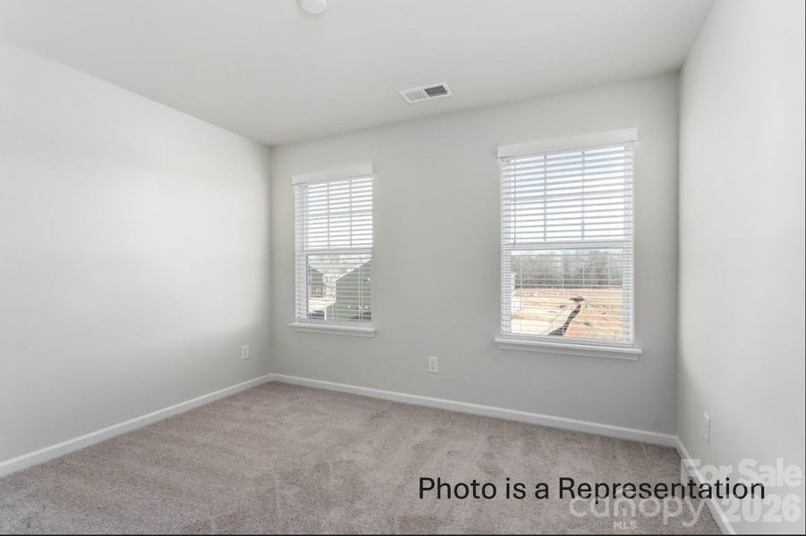 Spacious, unfurnished interior of a new home in Sierra Ridge, Gastonia (Image 14).