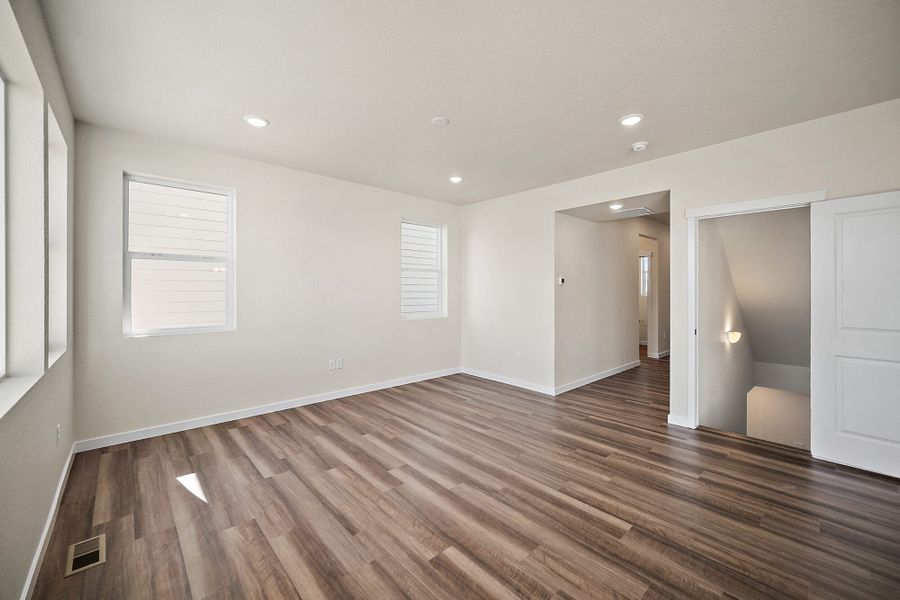 Spacious, unfurnished interior of a new home in Aspen Ranch, Fountain (Image 16). Spacious, unfurnished interior of a new home in Aspen Ranch, Fountain (Image 16).