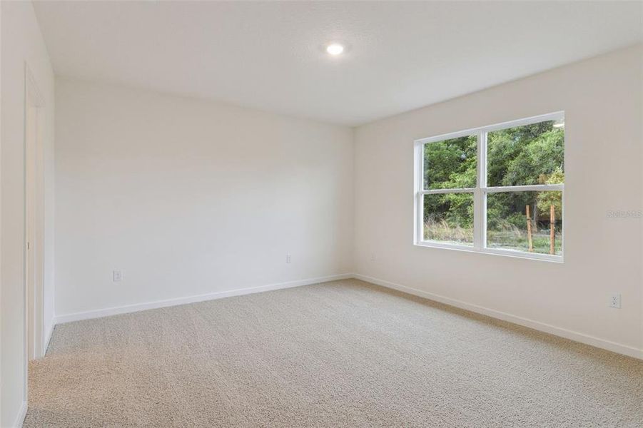 Spacious, unfurnished interior of a new home in , Kissimmee (Image 32).