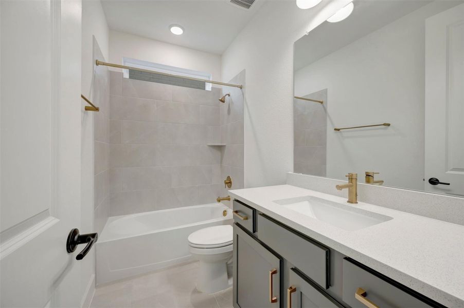 Furnished interior view inside a new home in Riceland - Enclave Collection, Mont Belvieu (Image 8).
