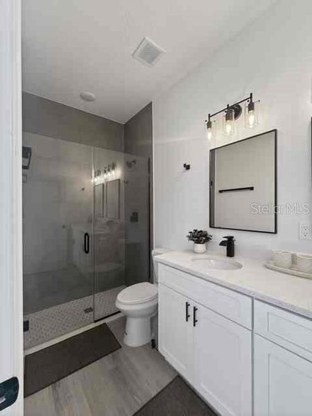 Furnished interior view inside a new home in , Dunnellon (Image 14).