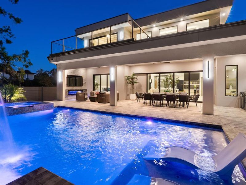 Community amenities in , Sarasota (Image 25). Community amenities in , Sarasota (Image 25).