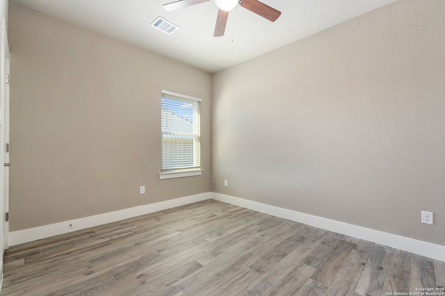 Spacious, unfurnished interior of a new home in , Canyon Lake (Image 21). Spacious, unfurnished interior of a new home in , Canyon Lake (Image 21).