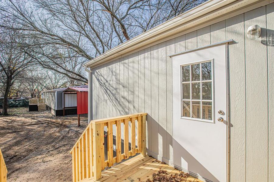 Exterior details and patio area of a home in , Azle (Image 4).