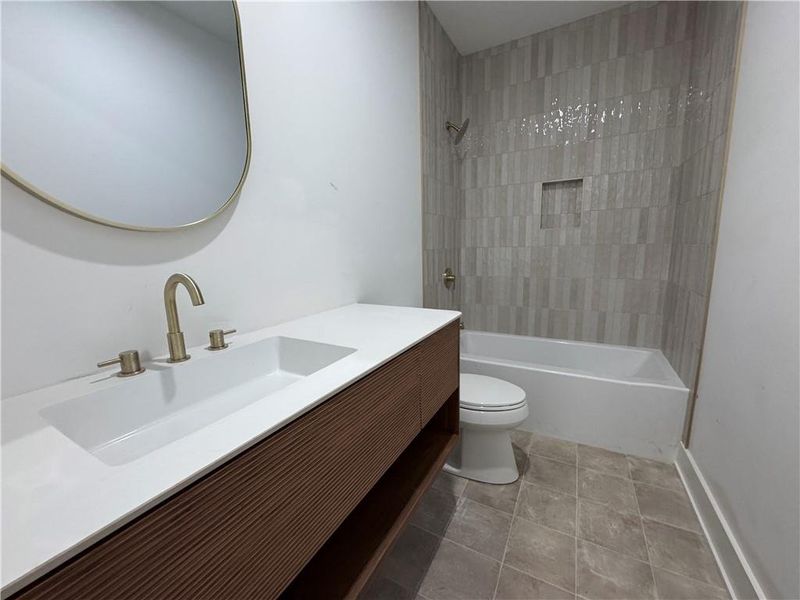 Furnished interior view inside a new home in , Alpharetta (Image 42).