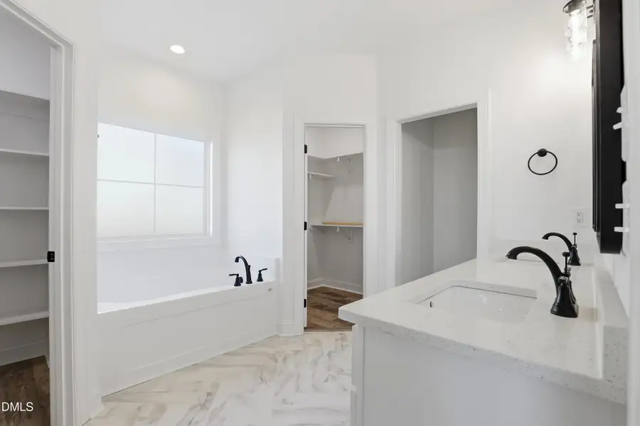 28-111 Mary Hopes Pl-28