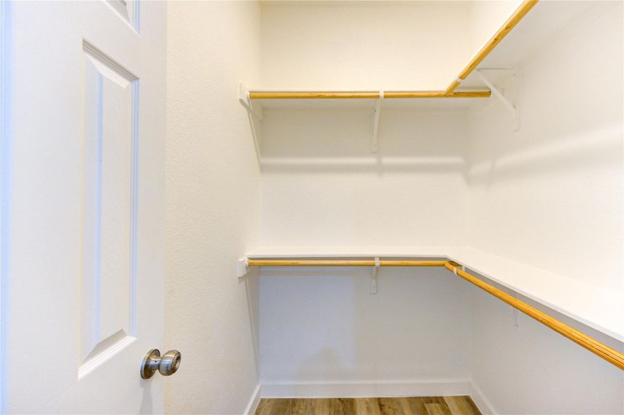 Spacious, unfurnished interior of a new home in , Cleveland (Image 31).