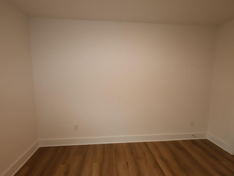 Spacious, unfurnished interior of a new home in Lago Mar, Santa Fe (Image 18).