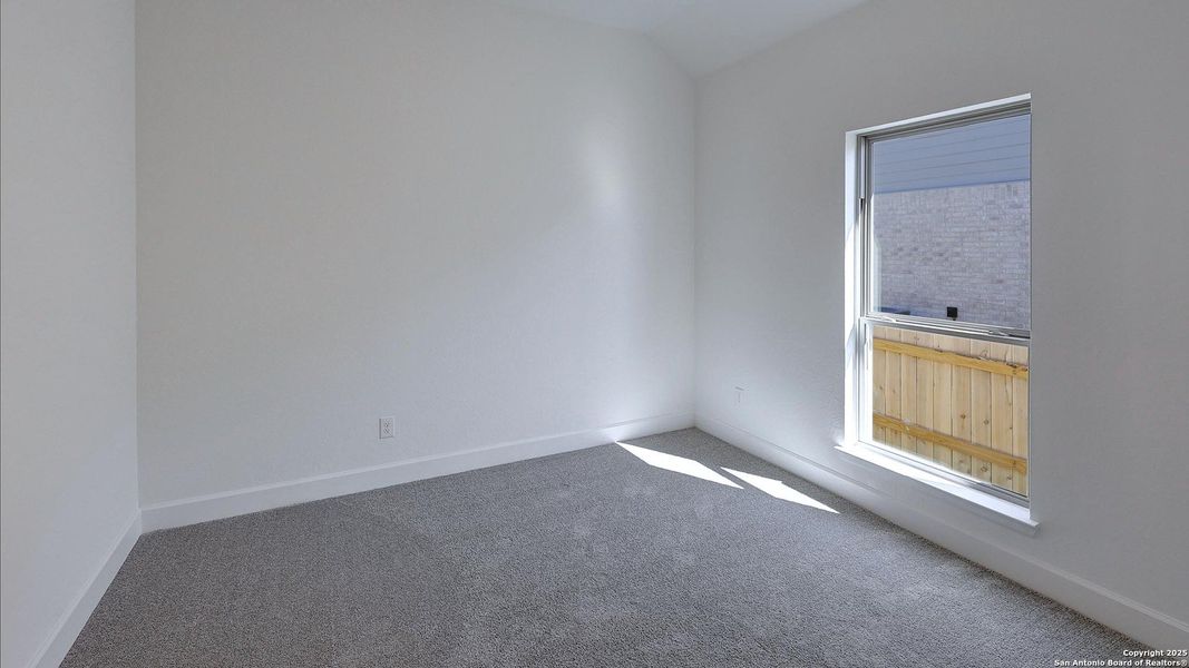 Spacious, unfurnished interior of a new home in Corley Farms 50', Boerne (Image 20).