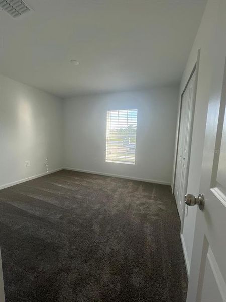 Spacious, unfurnished interior of a new home in Astonia: Estate Collection, Davenport (Image 8).