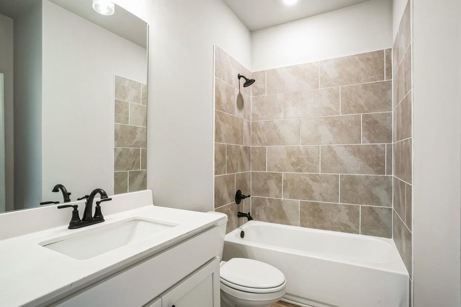 Furnished interior view inside a new home in Maddox Landing, Hoschton (Image 8). Furnished interior view inside a new home in Maddox Landing, Hoschton (Image 8).