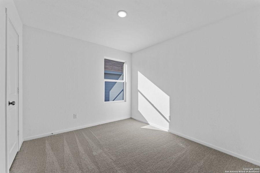 Spacious, unfurnished interior of a new home in , New Braunfels (Image 12).