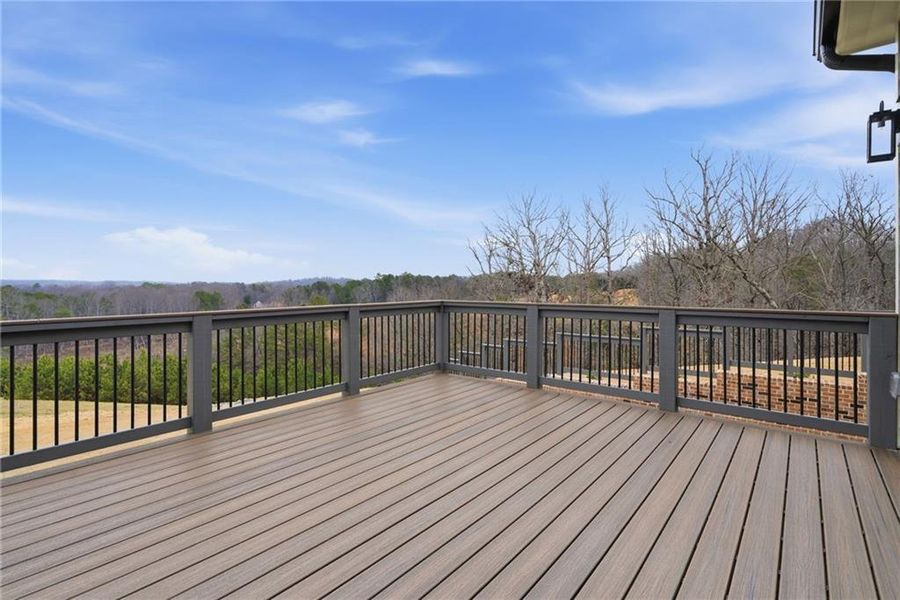Exterior details and patio area of a home in , Gainesville (Image 4).
