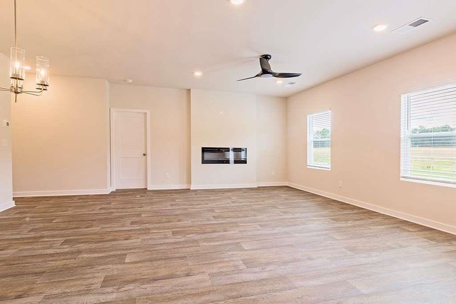 Spacious, unfurnished interior of a new home in Southern Hills, McDonough (Image 30).