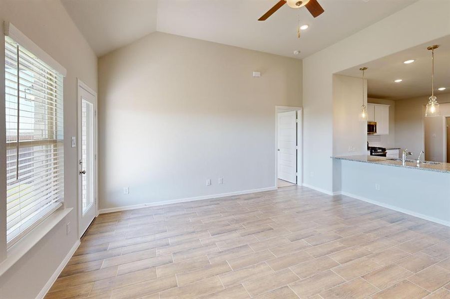 Spacious, unfurnished interior of a new home in Meadow Park, Ponder (Image 26). Spacious, unfurnished interior of a new home in Meadow Park, Ponder (Image 26).