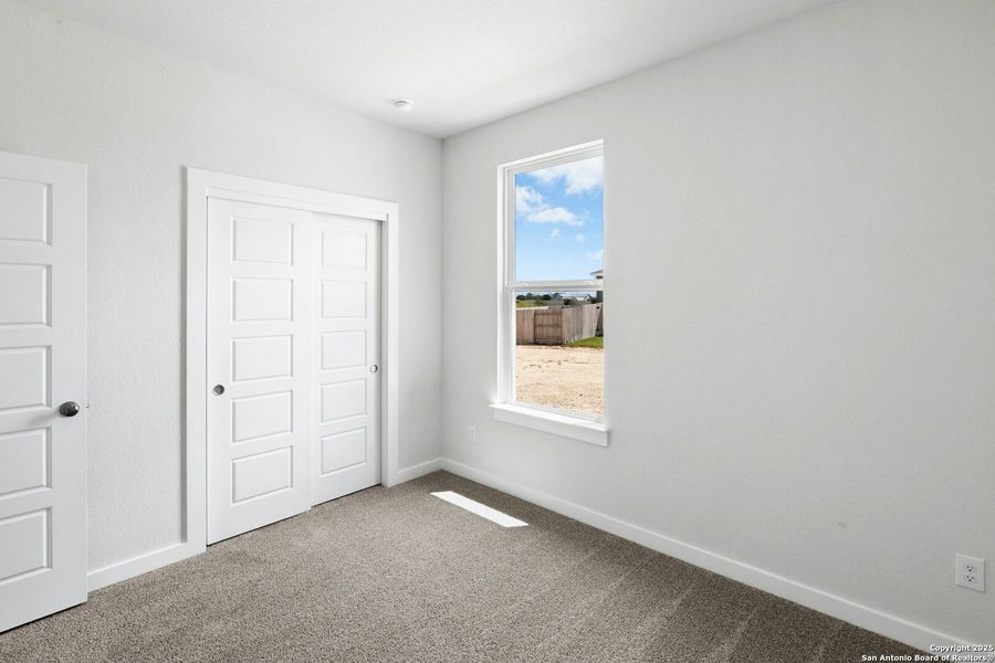 Spacious, unfurnished interior of a new home in Willowbrook, New Braunfels (Image 21).