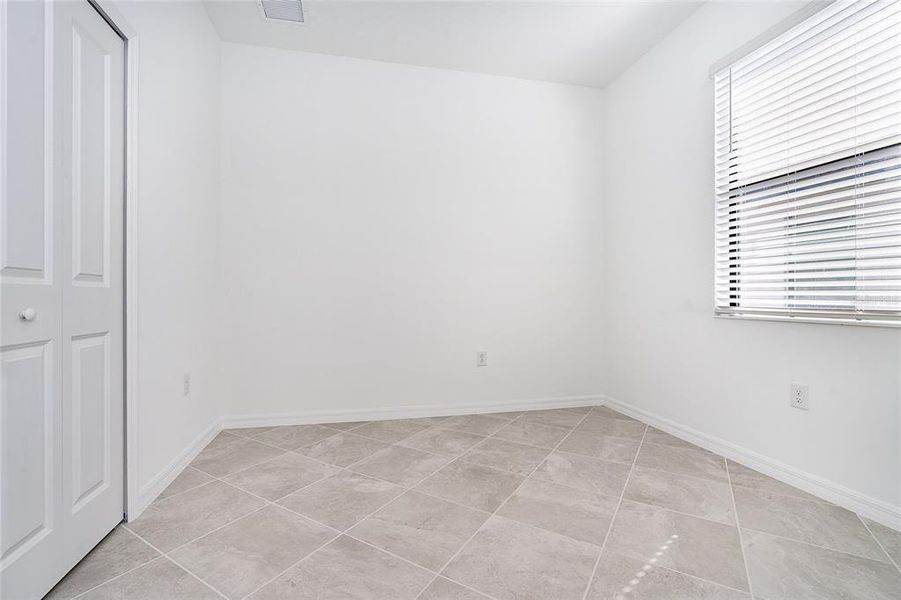 Spacious, unfurnished interior of a new home in , Port Charlotte (Image 25).