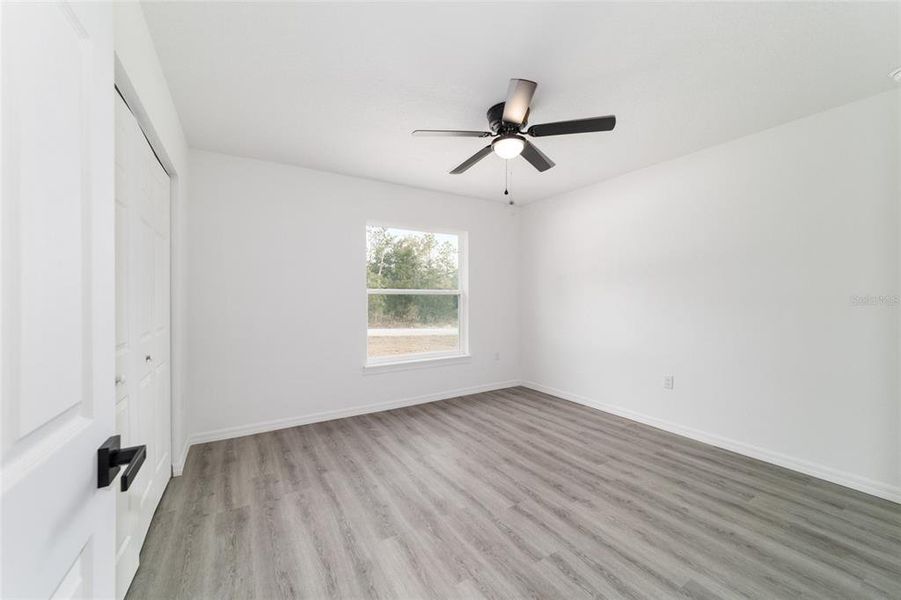 Spacious, unfurnished interior of a new home in , Dunnellon (Image 19).